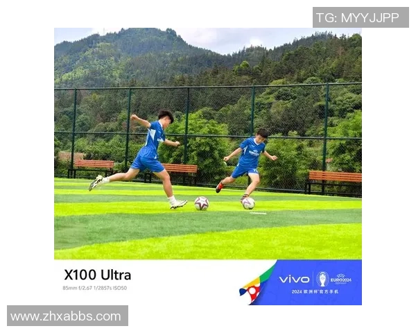 足球明星亲自送鞋：传递梦想与热情的温暖之举