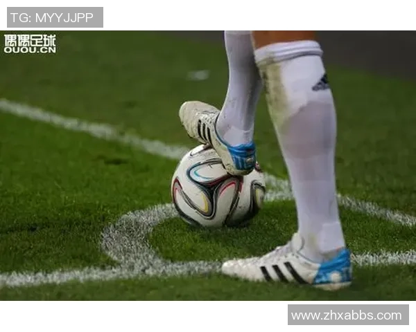 足球球星实战球鞋推荐解析 从专业角度看性能与舒适性的完美结合 足球球星实战球鞋推荐解析 从专业角度看性能与舒适性的完美结合