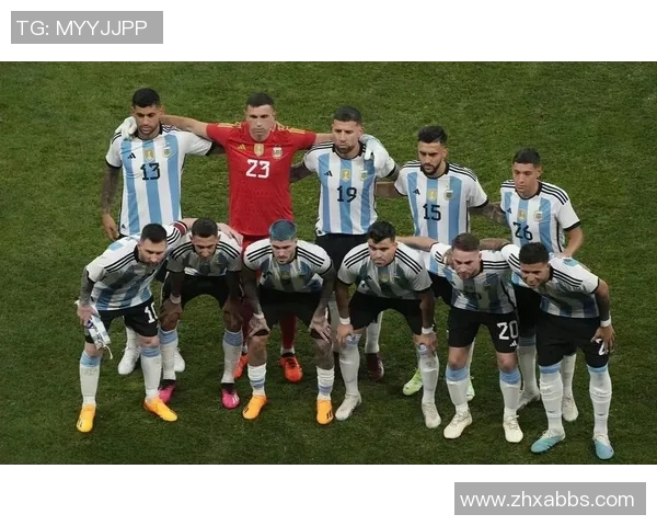 全球足球巨星崛起之路 探秘传奇球员背后的故事与成就 全球足球巨星崛起之路 探秘传奇球员背后的故事与成就